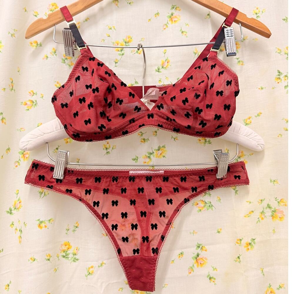 Stella McCartney Women's Bra Set Red/Wine Lace Medium Coquette Fairy Romantic‎